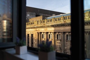 Interior - CityView -  Stunning 2 BR Apartment *Iconic Views* (Glasgow)