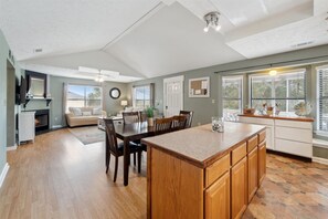 Interior - King Bedroom Marsh Side Getaway! (tybee island)