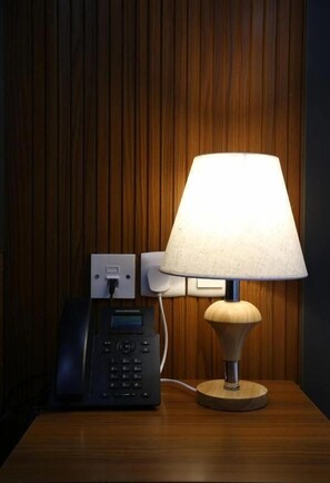 1 bedroom, in-room safe, iron/ironing board, free WiFi