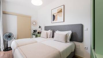 1 chambre, bureau, Wi-Fi, draps fournis