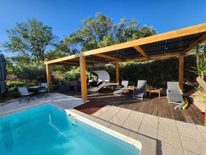 Piscine extérieure, piscine chauffée