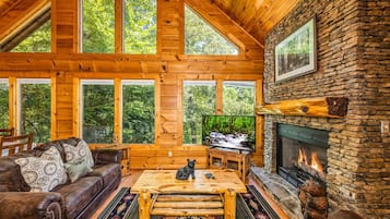 Suite | 3 bedrooms, Internet