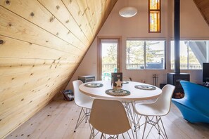 House | 2 bedrooms, Internet - Dog Friendly A-frame Hot Tub Nature Views (Idyllwild)