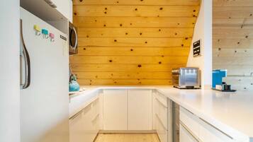 Suite | 2 bedrooms, Internet
