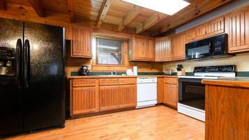 Suite | 2 bedrooms, Internet