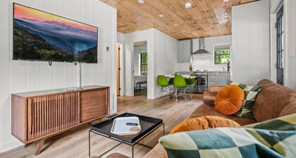 2bdrm Cabin 3 Gburg Pet-friendly Firepit Games