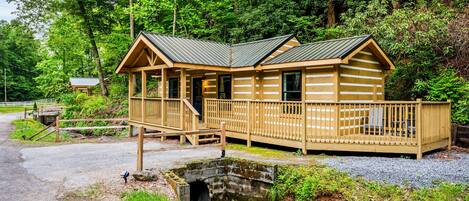 套房 | 2 間臥室、網路服務