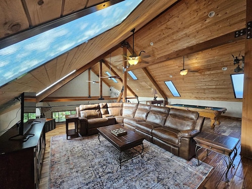 Rustic Riverside Ranch Getaway