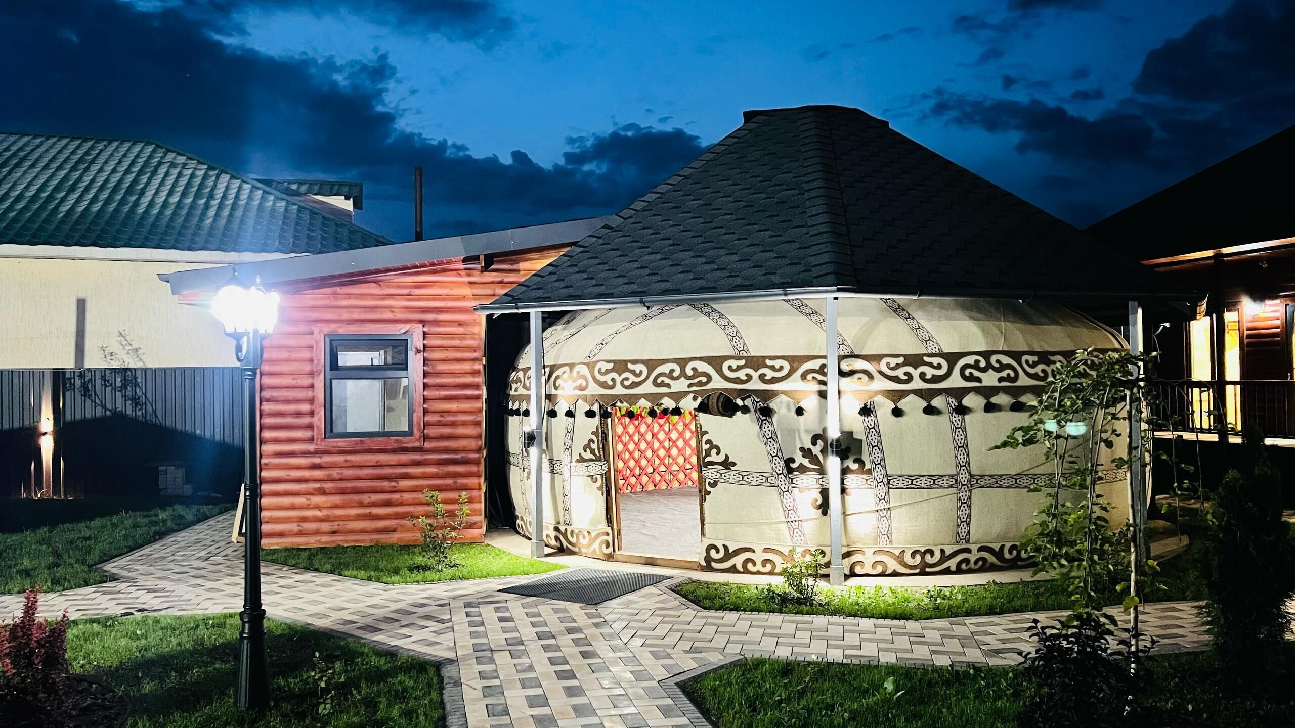 Cabin, Mountain View | In-room safe, blackout drapes, soundproofing, free WiFi