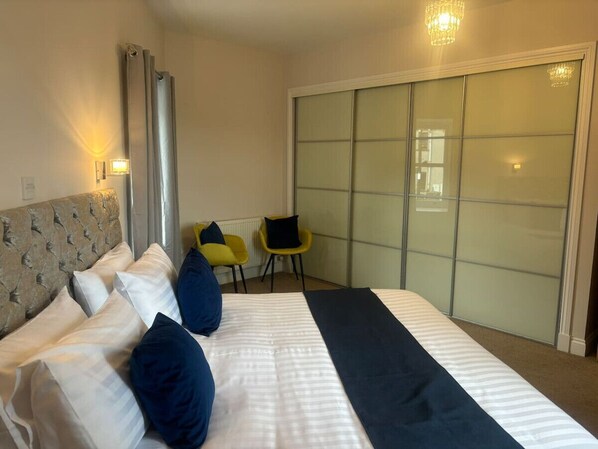 2 Schlafzimmer, Bügeleisen/Bügelbrett, WLAN, Bettwäsche