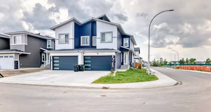 1-Bed, w/ In-Unit Washer & Dryer, Cozy Living,1-2 Min Drive to Anthony Henday!