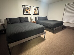 5 chambres, bureau, fer et planche  à repasser, Wi-Fi gratuit