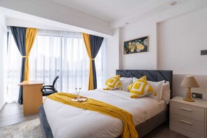 1 chambre, fer et planche à repasser, Wi-Fi, draps fournis