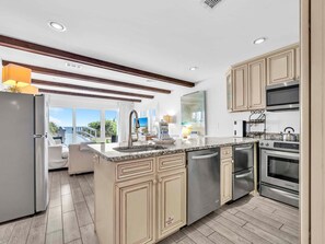 Appart'hôtel, 1 lit double (Ramsgate 2) | Cuisine privée