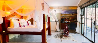 Omukuyu Wildlife Lodge