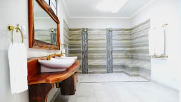 Suite, Mountain View | Bathroom