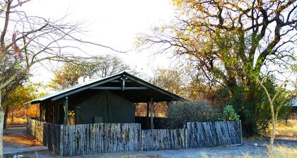 Omukuyu Wildlife Lodge