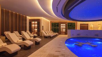 Couples treatment rooms, sauna, hot tub, steam room, body treatments