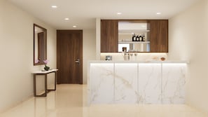 Grand Governor Suite Ocean View | Minibar