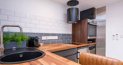 Studio37 - A cosy, stylish central hideaway | Pass the Keys
