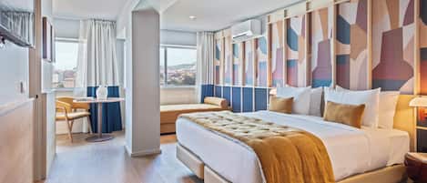 Minibar, coffres-forts dans les chambres, rideaux occultants