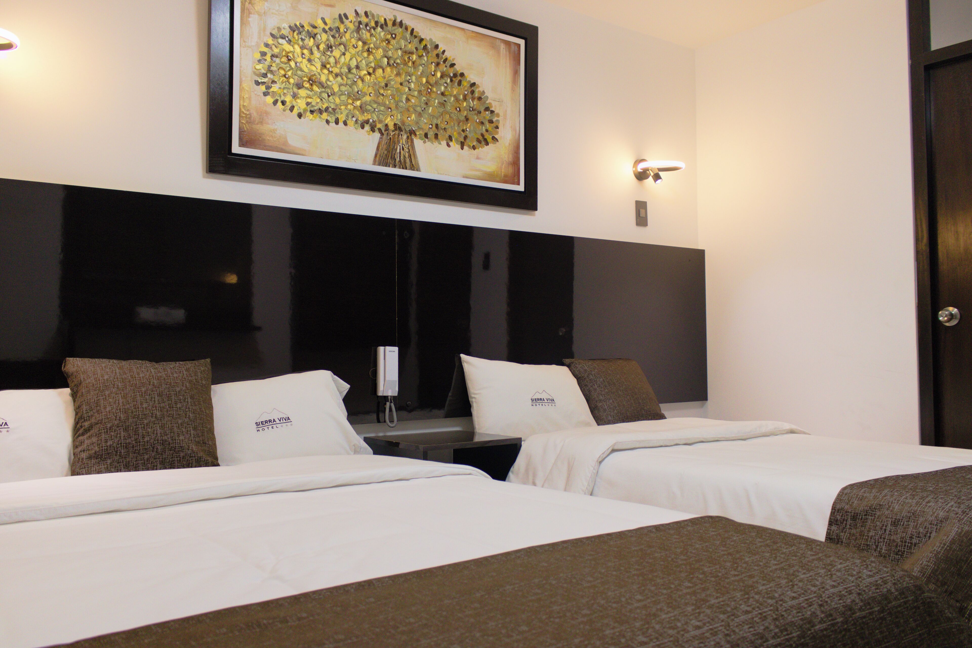 Kahden hengen deluxe-huone | Työpöytä, kannettavalle tietokoneelle sopiva työtila, ilmainen Wi-Fi