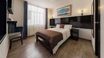 Comfort Room, Private Bathroom | Desk, laptop workspace, free WiFi