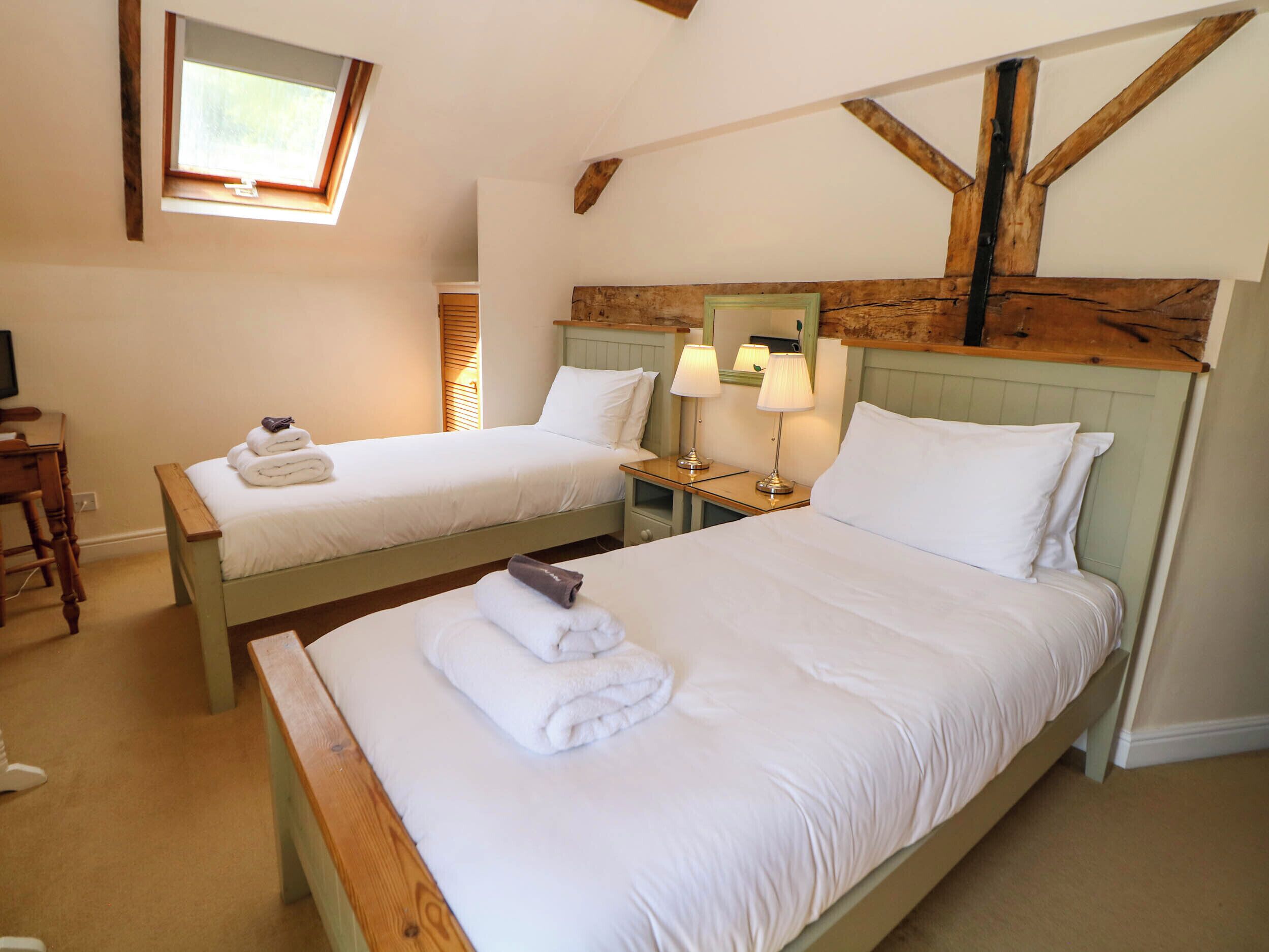 Cottage | Bahagian dalam