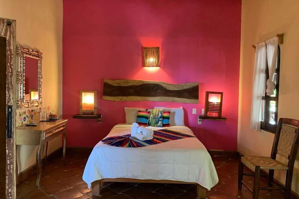Esther Room first floor | WiFi (free), bed sheets