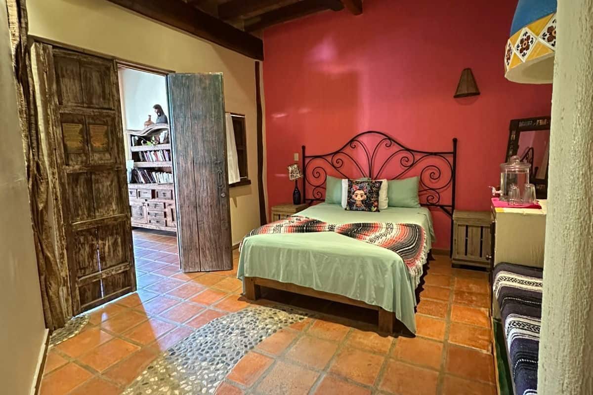 Chayo Room First Floor | WiFi (free), bed sheets