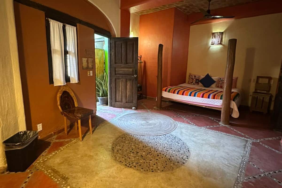 Toño Room Ground Floor | WiFi (free), bed sheets