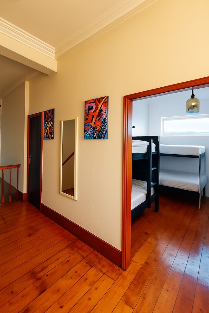 Green Elephant Backpackers by null