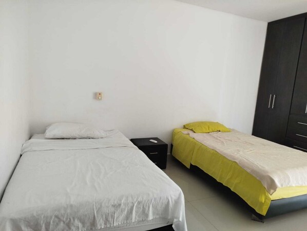 4 camere, Wi-Fi, lenzuola