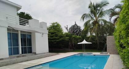 Beautiful country house (Ricaurte Cundinamarca).