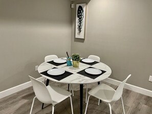 Dining - Spacious city haven 2BR (Surrey)
