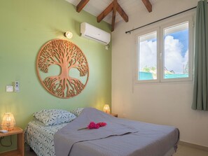 2 bedrooms, travel crib, WiFi, bed sheets