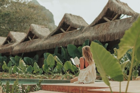 Una piscina al aire libre. Pousada Topázio by Amana