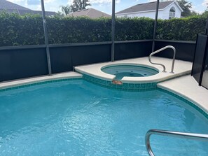 Utomhuspool