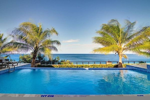 Villa, Smoking | 6 bedrooms