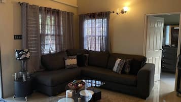 Studio | 3 bedrooms