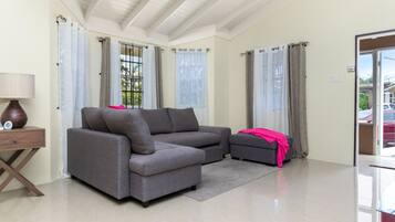 Studio | 2 bedrooms