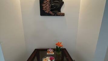 Apartment, 3 Bedrooms, Accessible, Smoking | Interior