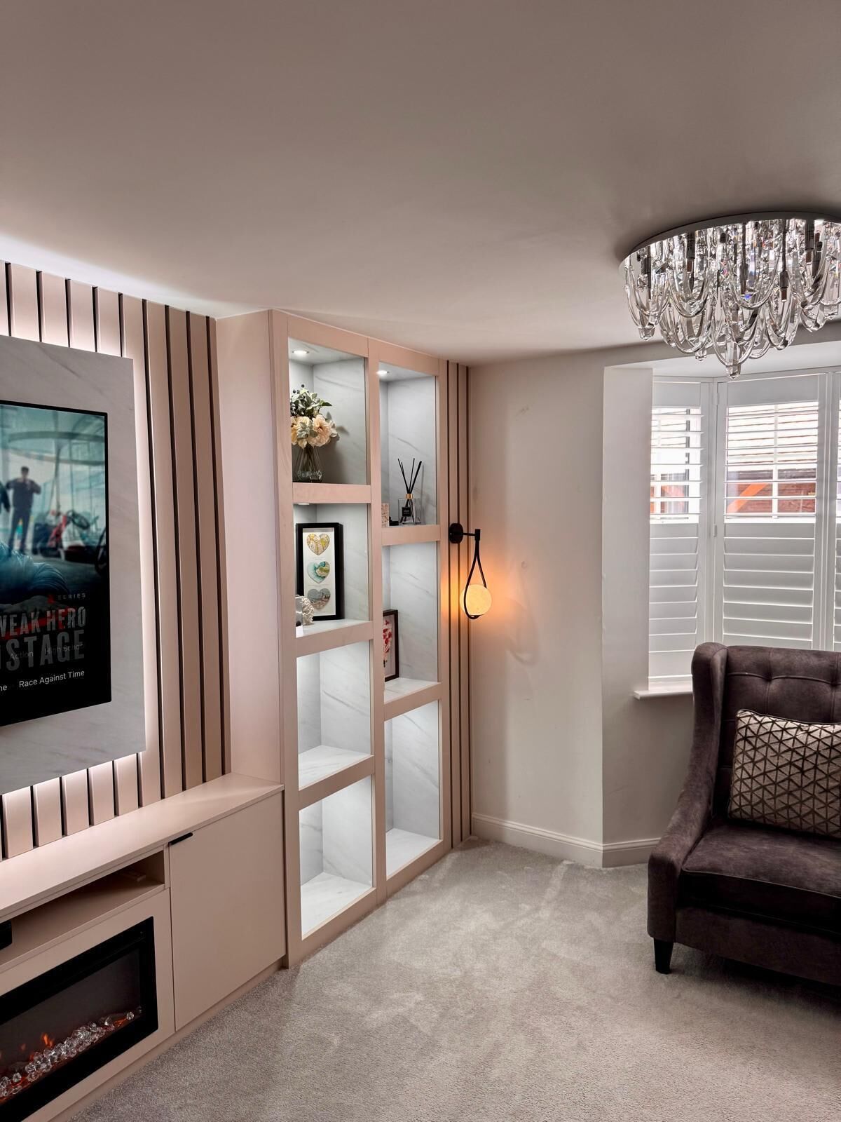 Smart TV, stereo, offices, computer monitors