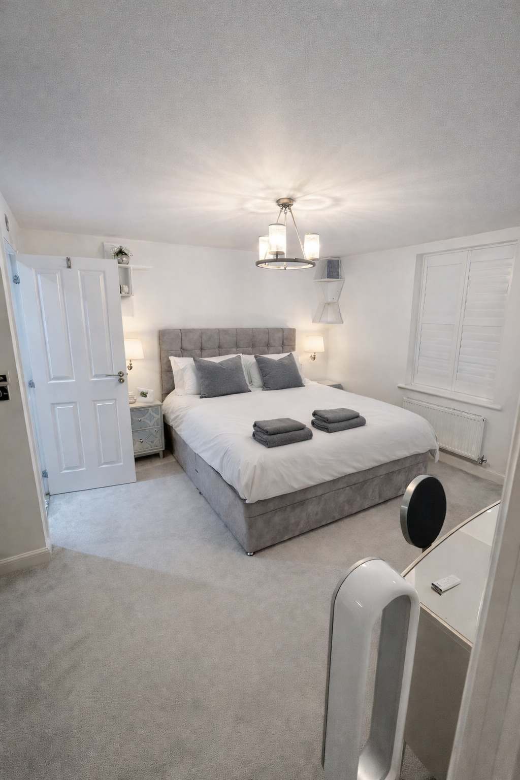 4 chambres, bureau, fer et planche à repasser, Wi-Fi gratuit