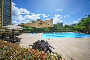 Udendørs pool, opvarmet pool