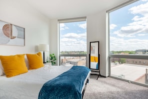 Appartamento Classic, vista città | Ferro/asse da stiro, Wi-Fi gratuito, lenzuola