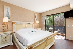 5 slaapkamers, een strijkplank/strijkijzer, gratis wifi, beddengoed