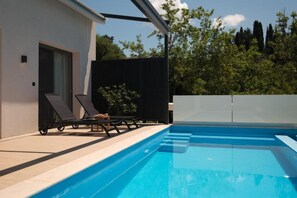 Outdoor pool - VILA1 ANAPNOE IKIES CORFU WITH PRIVATE POOL (Corfu)