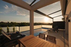 Outdoor dining - VILA1 ANAPNOE IKIES CORFU WITH PRIVATE POOL (Corfu)