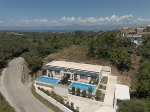 Exterior - VILA1 ANAPNOE IKIES CORFU WITH PRIVATE POOL (Corfu)